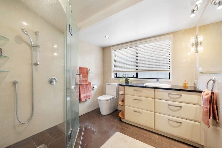 Photo of property in 19 Tainui Road, Cockle Bay, Auckland, 2014