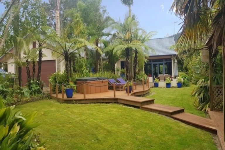 Photo of property in 28 Wallace Loop Road, Koputaroa, Levin, 5571