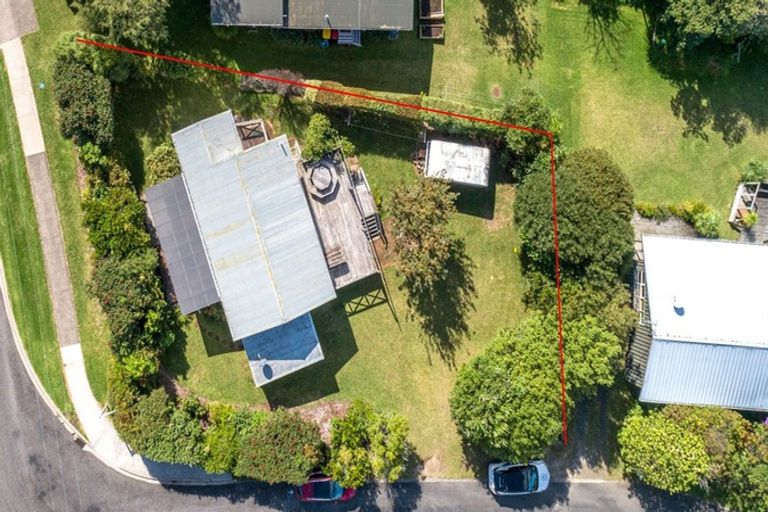 Photo of property in 47 Hahei Beach Road, Hahei, Whitianga, 3591