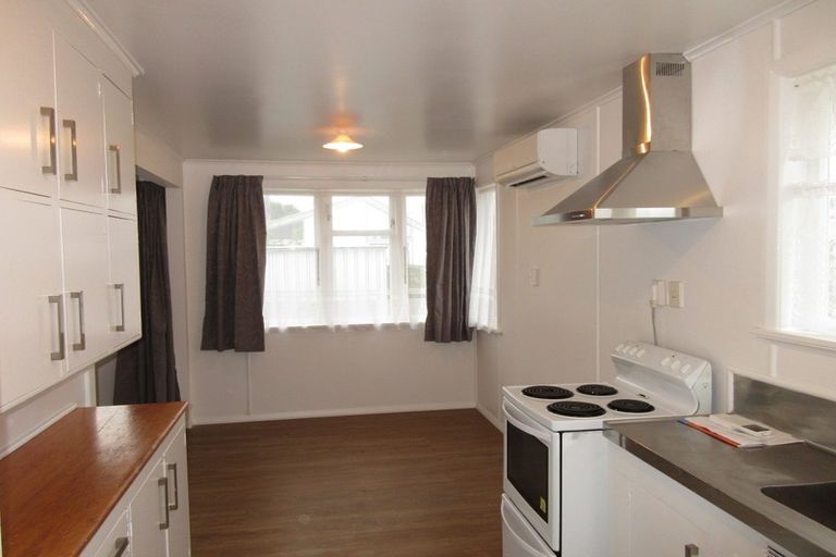 Photo of property in 35 Middlesex Street, Levin, 5510
