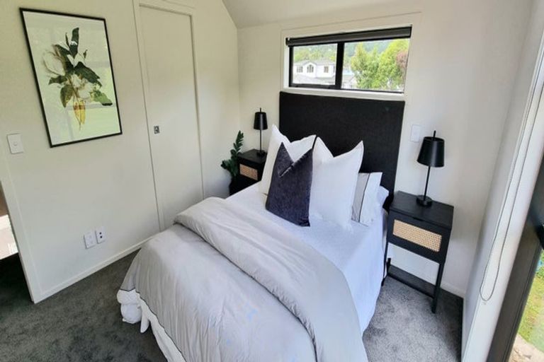 Photo of property in 9/240 Stokes Valley Road, Stokes Valley, Lower Hutt, 5019