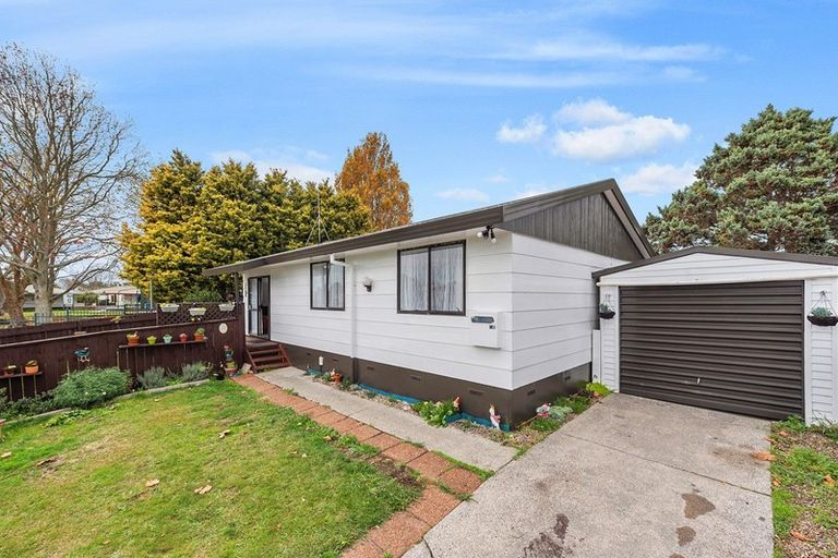 Photo of property in 49 Crawshaw Drive, Nawton, Hamilton, 3200