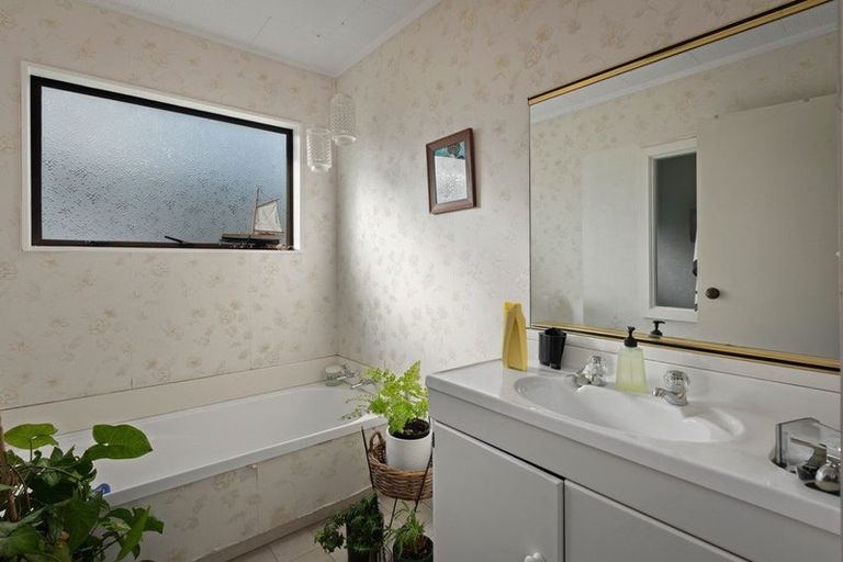 Photo of property in 18 Keepa Avenue, Paeroa, 3600