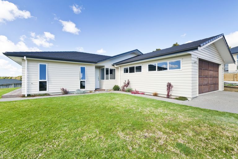 Photo of property in 1 Pinehurst Close, Te Kamo, Whangarei, 0112