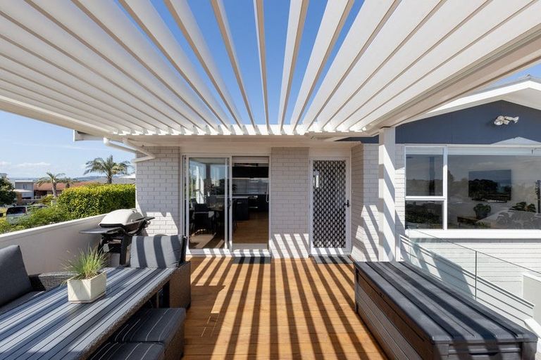 Photo of property in 6 Coppelia Avenue, Omokoroa, 3114