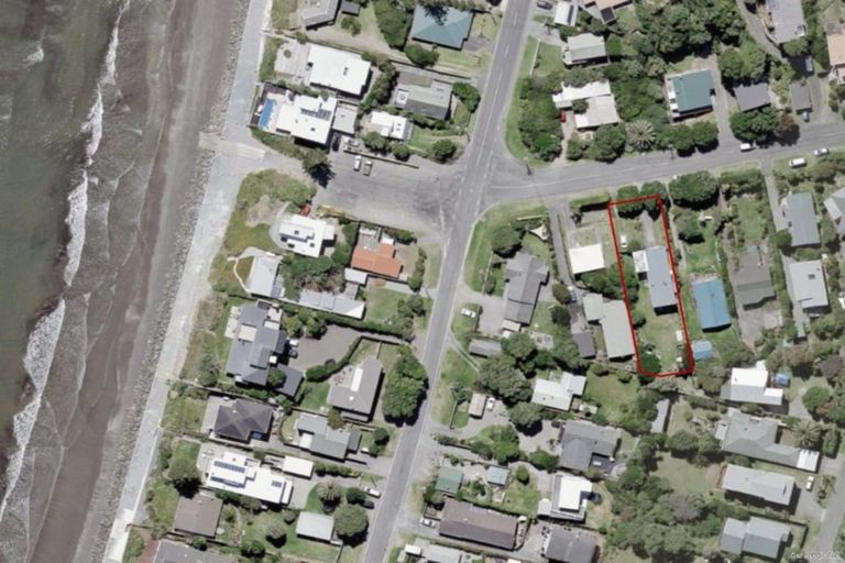 Photo of property in 6 Jeep Road, Raumati South, Paraparaumu, 5032