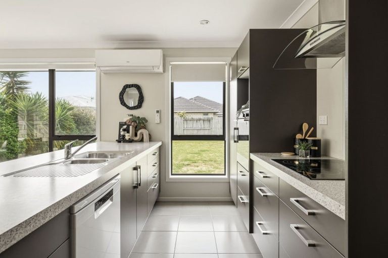 Photo of property in 7 Hebe Crescent, Papamoa Beach, Papamoa, 3118