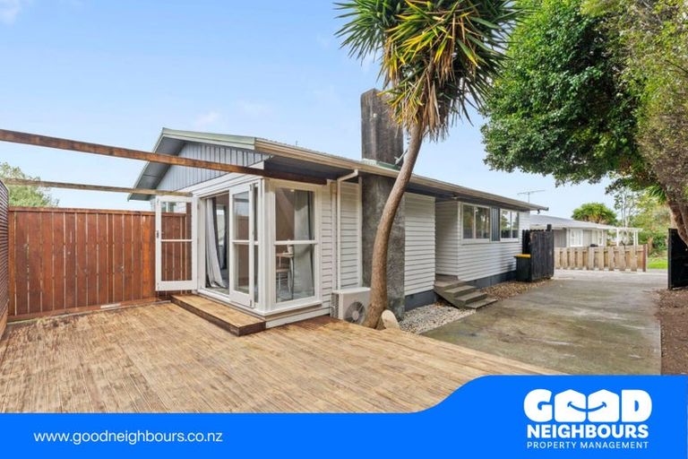 Photo of property in 21 Mcquarrie Avenue, Wattle Downs, Auckland, 2103
