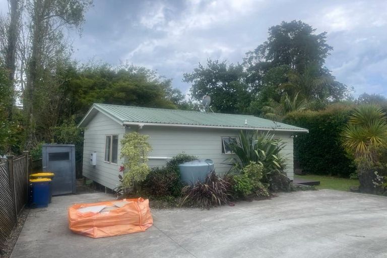 Photo of property in 10 Linwood Avenue, Forrest Hill, Auckland, 0620