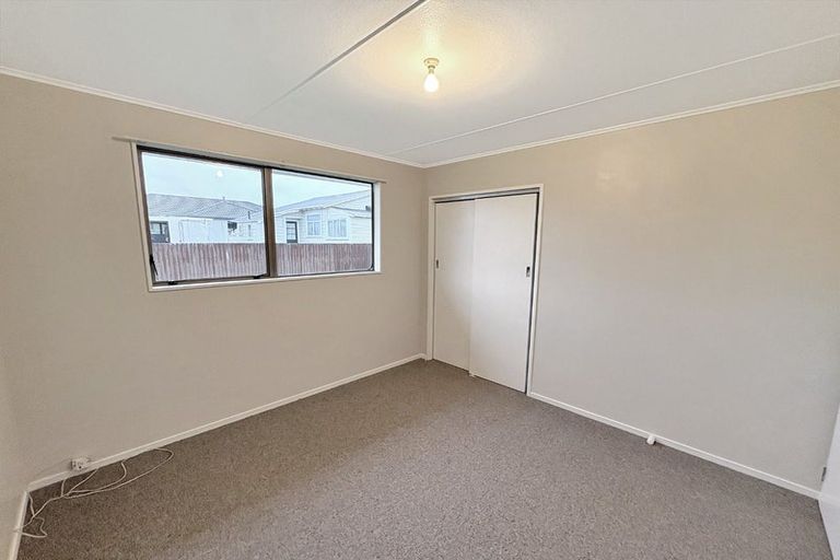 Photo of property in 2/28 Miller Street, Dannevirke, 4930