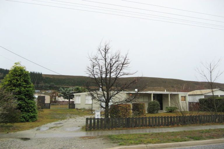 Photo of property in 28 Newcastle Street, Clyde, 9330