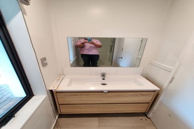 Photo of property in 3 Tamworth Close, Manurewa, Auckland, 2102