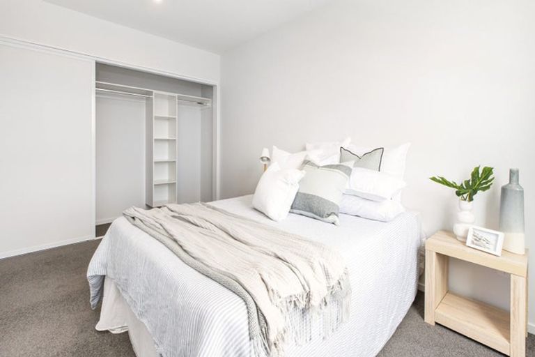 Photo of property in 11 Malaga Crescent, Harewood, Christchurch, 8051
