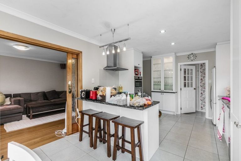 Photo of property in 21 Coronation Avenue, Pukekohe, 2120