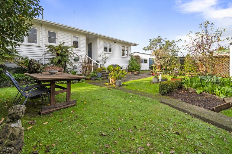 Photo of property in 5 Epsom Road, Hokowhitu, Palmerston North, 4410