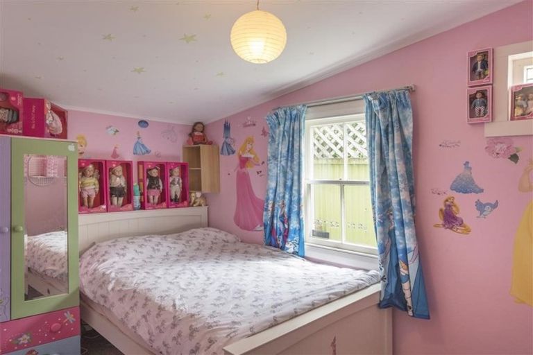 Photo of property in 2 Samoa Street, Kilbirnie, Wellington, 6022