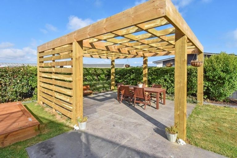 Photo of property in 7 Goble Road, Clarks Beach, Pukekohe, 2679