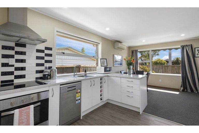 Photo of property in 782a Main North Road, Belfast, Christchurch, 8051