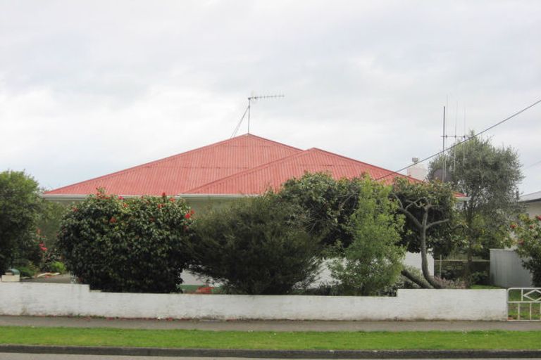 Photo of property in 25 Winchester Street, Levin, 5510