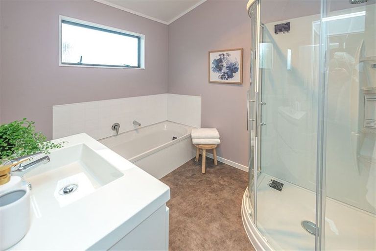 Photo of property in 64 Treadwell Street, Springvale, Whanganui, 4501