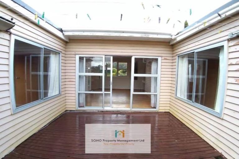 Photo of property in 31 Newhaven Terrace, Mairangi Bay, Auckland, 0630