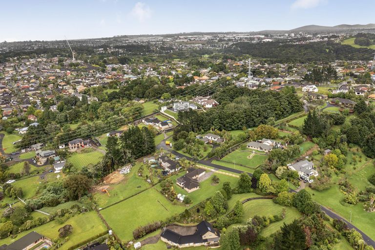 Photo of property in 167 Polo Prince Drive, Alfriston, Auckland, 2105