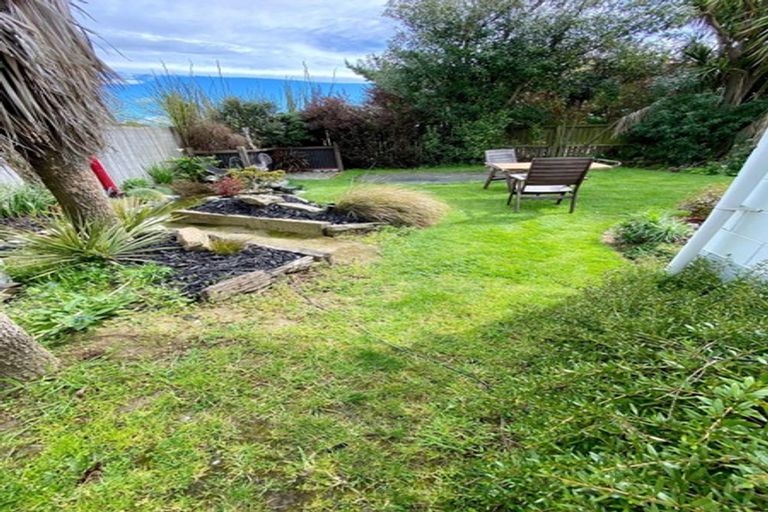 Photo of property in 12 Railway Road, Dunsandel, 7682