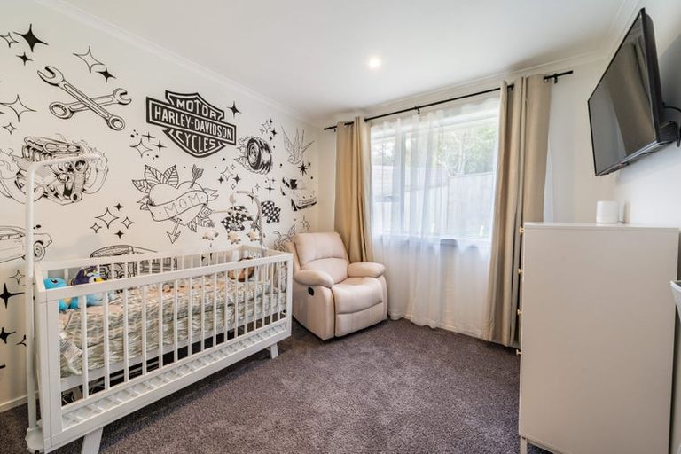 Photo of property in 69b Holland Street, Wainuiomata, Lower Hutt, 5014