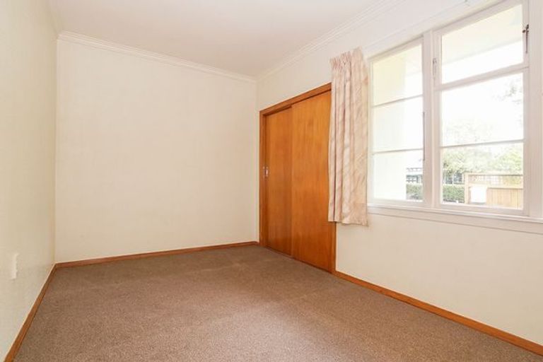 Photo of property in 43 Batt Street, West End, Palmerston North, 4410