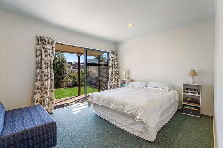 Photo of property in 106 Kowhai Avenue, Matarangi, Whitianga, 3592