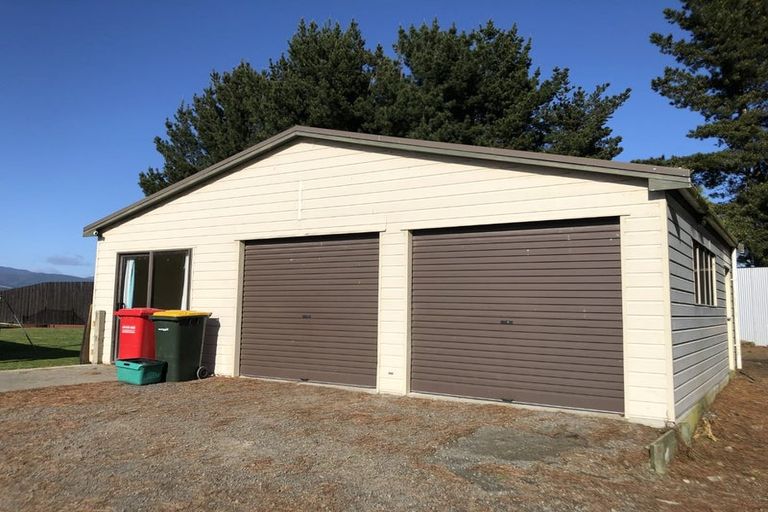 Photo of property in 17 Hokio Sand Road, Hokio Beach, Levin, 5571