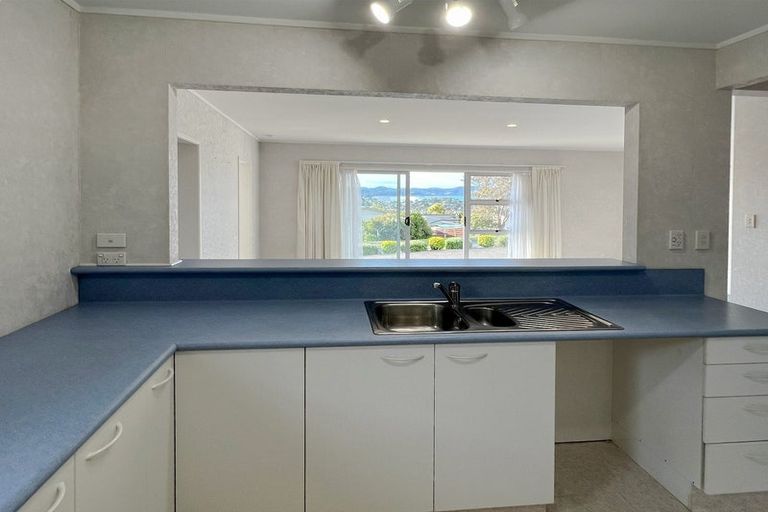 Photo of property in 76 Marellen Drive, Red Beach, 0932