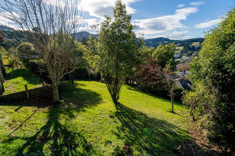 Photo of property in 21 District Road, Roseneath, Port Chalmers, 9023