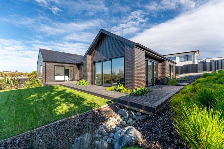 Photo of property in 13 Lancewood Terrace, Oceanview, Timaru, 7910