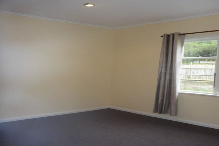 Photo of property in 51 Tauhinu Road, Miramar, Wellington, 6022