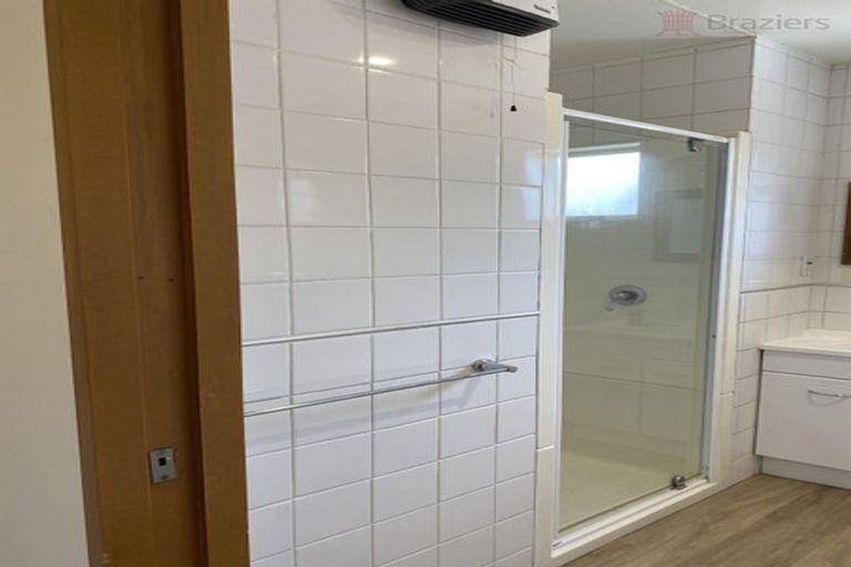 Photo of property in 12b George Street, Riccarton, Christchurch, 8041