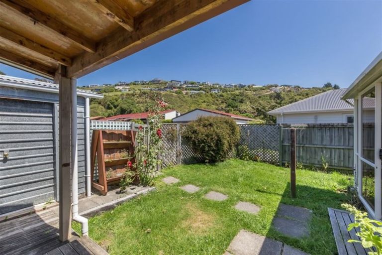 Photo of property in 44 Taupata Street, Redcliffs, Christchurch, 8081