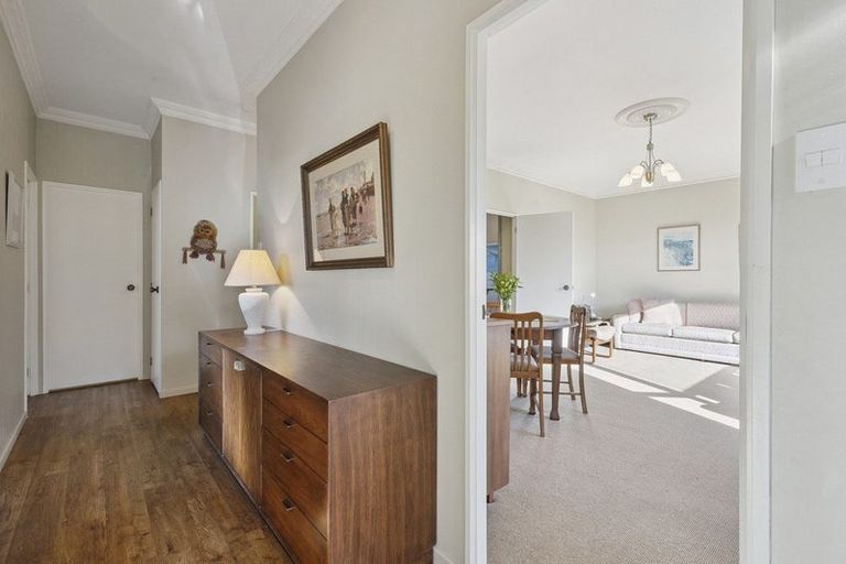 Photo of property in 231 Bay View Road, Saint Clair, Dunedin, 9012