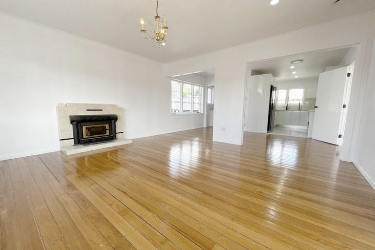 Photo of property in 8 Daytona Road, Henderson, Auckland, 0610