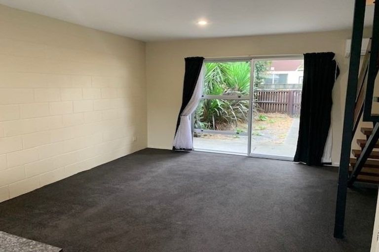 Photo of property in 2/36a Harman Street, Addington, Christchurch, 8024