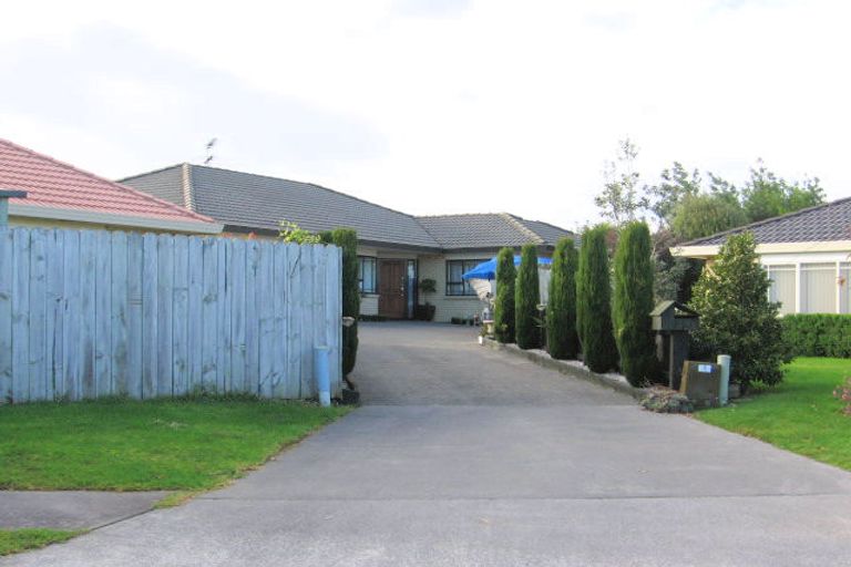 Photo of property in 16 Glencullen Place, Dannemora, Auckland, 2016