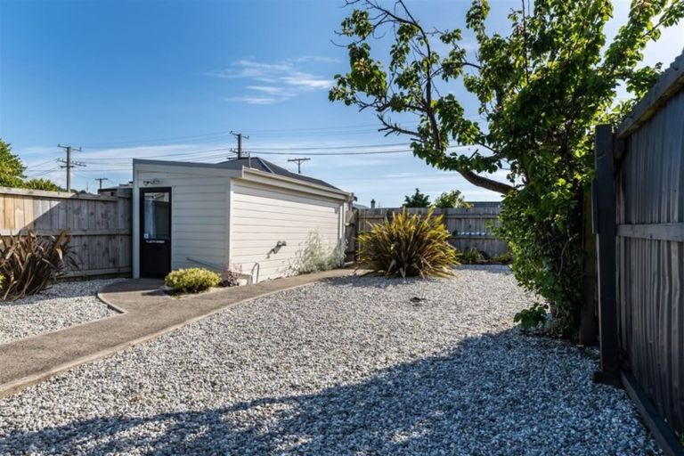 Photo of property in 16 Bradshaw Street, South Dunedin, Dunedin, 9012