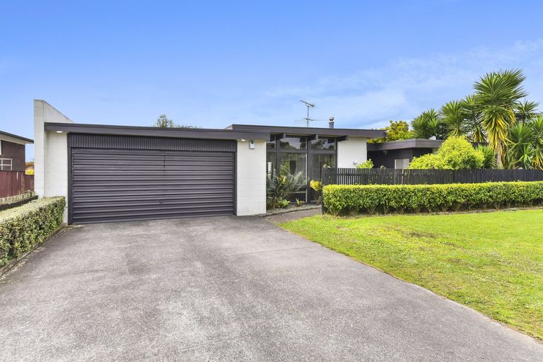 Photo of property in 4 Hanover Place, Pahurehure, Papakura, 2113