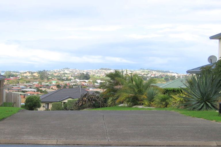 Photo of property in 87 Grovenor Drive, Orewa, 0931