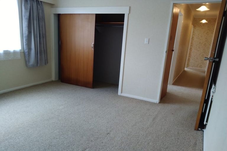 Photo of property in 85 Baylands Drive, Newlands, Wellington, 6037