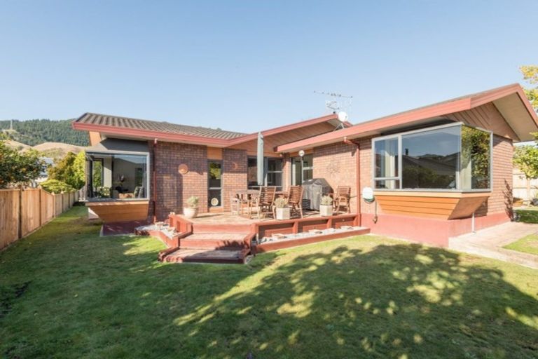 Photo of property in 7 Arnold Savage Place, Richmond, 7020