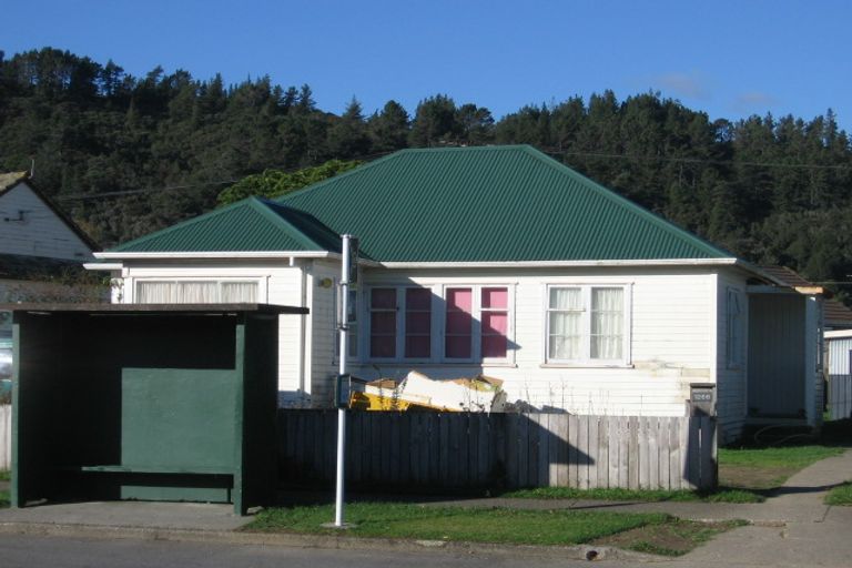 Photo of property in 1266 High Street, Taita, Lower Hutt, 5011
