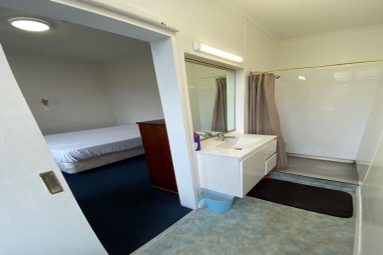 Photo of property in Carillion/the Knoll, 33 Thompson Street, Mount Cook, Wellington, 6011