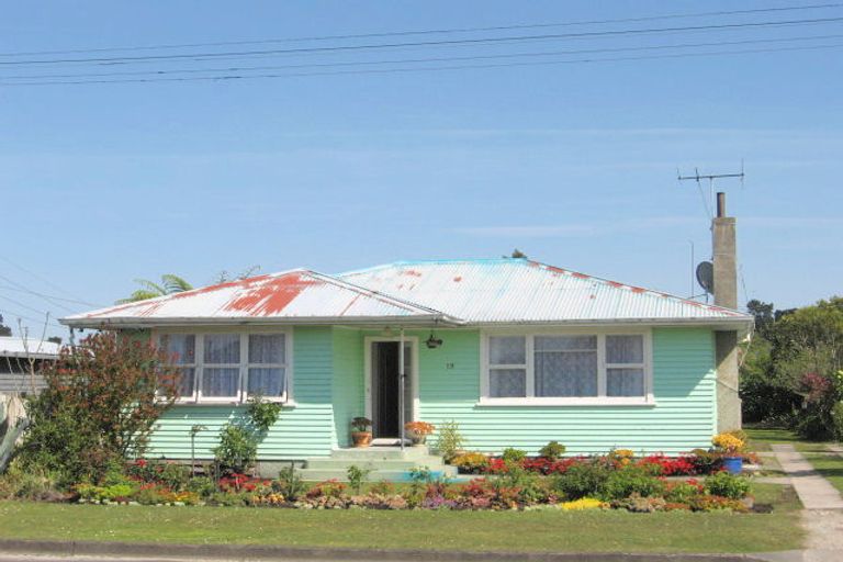 Photo of property in 19 Clarence Street, Te Hapara, Gisborne, 4010