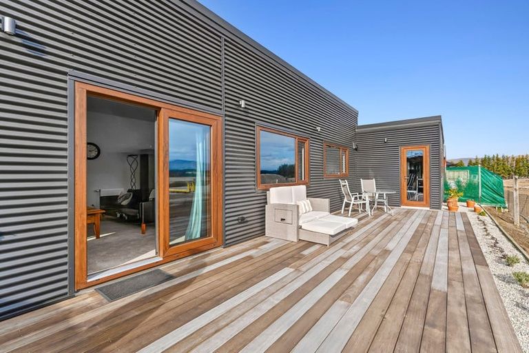 Photo of property in 185 Burdon Loop, Lake Hawea, 9382